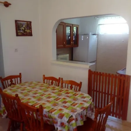 Holiday home Abadi Karmazsin Haz Abadszalok
